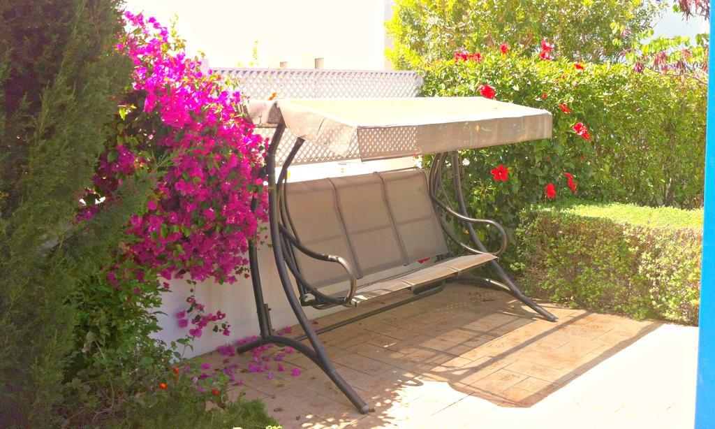 Latchi Beach Front Villa - Private Heated Pool - Amazing Uninterrupted Sea Views 폴리스 외부 사진