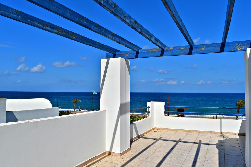 Latchi Beach Front Villa - Private Heated Pool - Amazing Uninterrupted Sea Views 폴리스 외부 사진