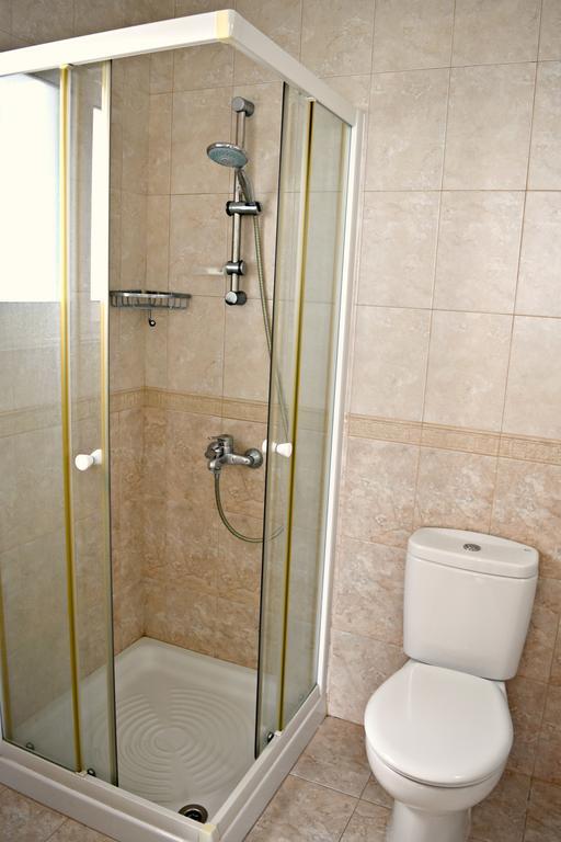 Latchi Beach Front Villa - Private Heated Pool - Amazing Uninterrupted Sea Views 폴리스 외부 사진
