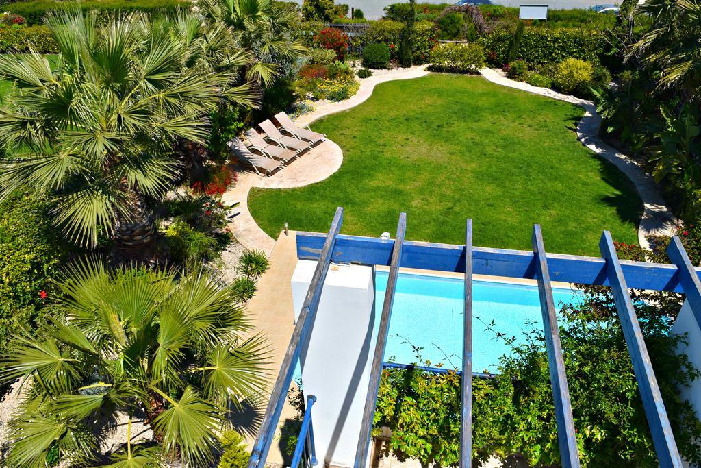 Latchi Beach Front Villa - Private Heated Pool - Amazing Uninterrupted Sea Views 폴리스 외부 사진