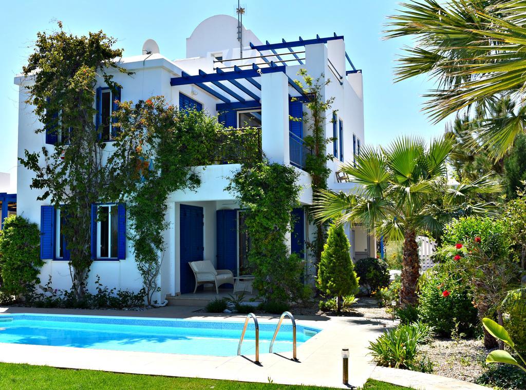 Latchi Beach Front Villa - Private Heated Pool - Amazing Uninterrupted Sea Views 폴리스 외부 사진